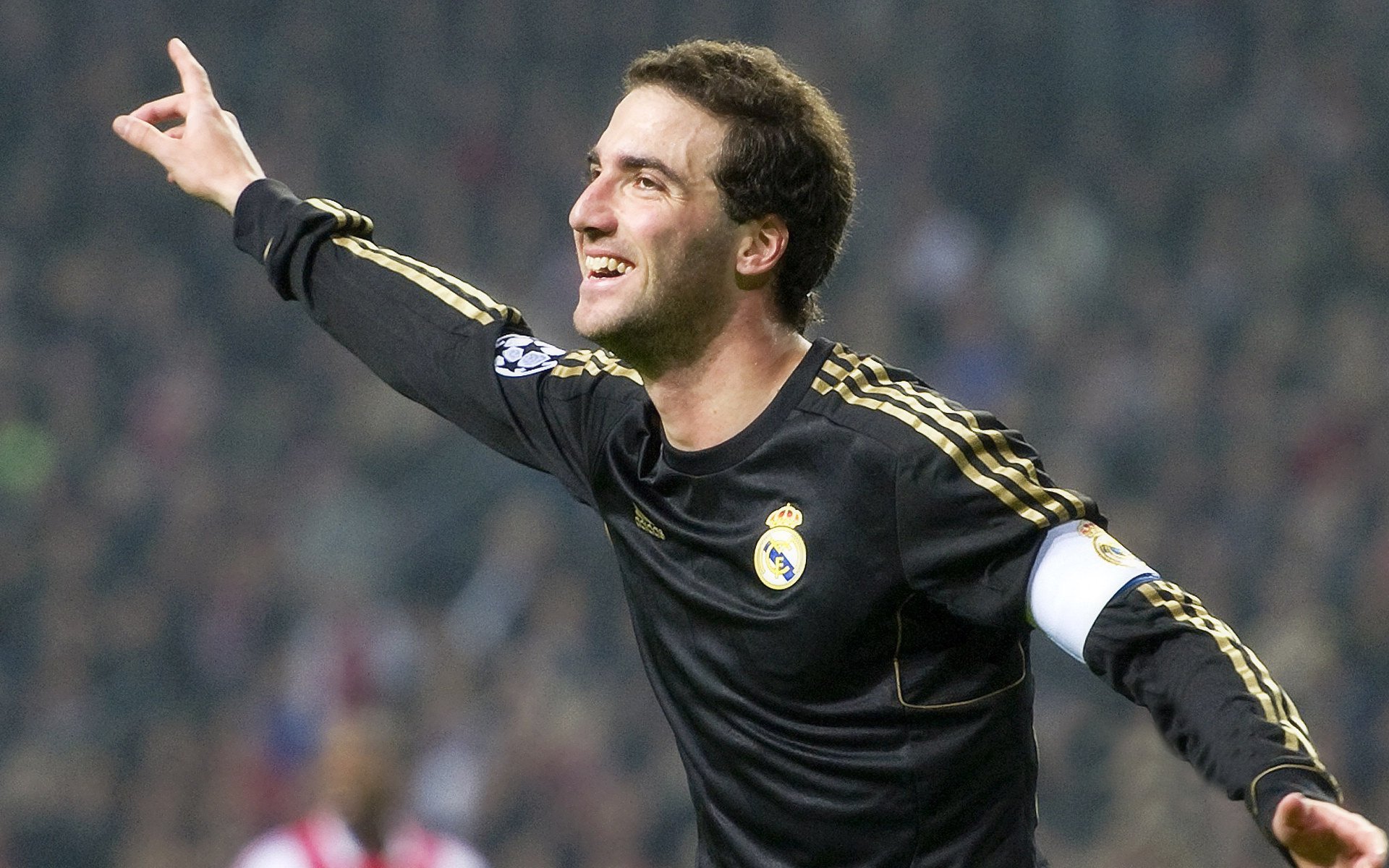 西甲比赛精彩纷呈,表现抢眼的球员成为焦点,西甲 比赛